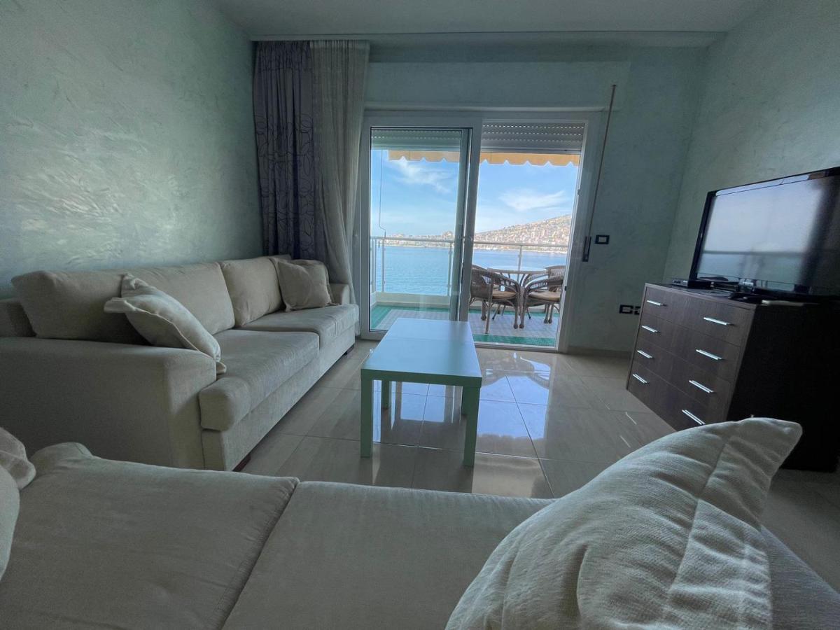 1-Stunning Sea View Apartments! Sarandë Esterno foto