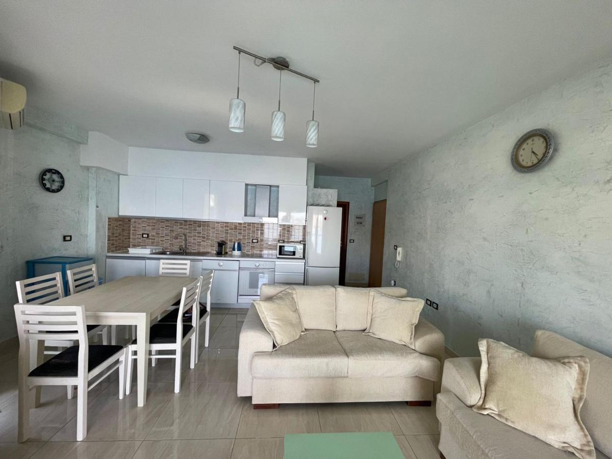 1-Stunning Sea View Apartments! Sarandë Esterno foto