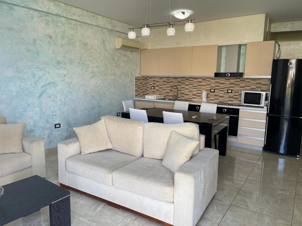 1-Stunning Sea View Apartments! Sarandë Esterno foto